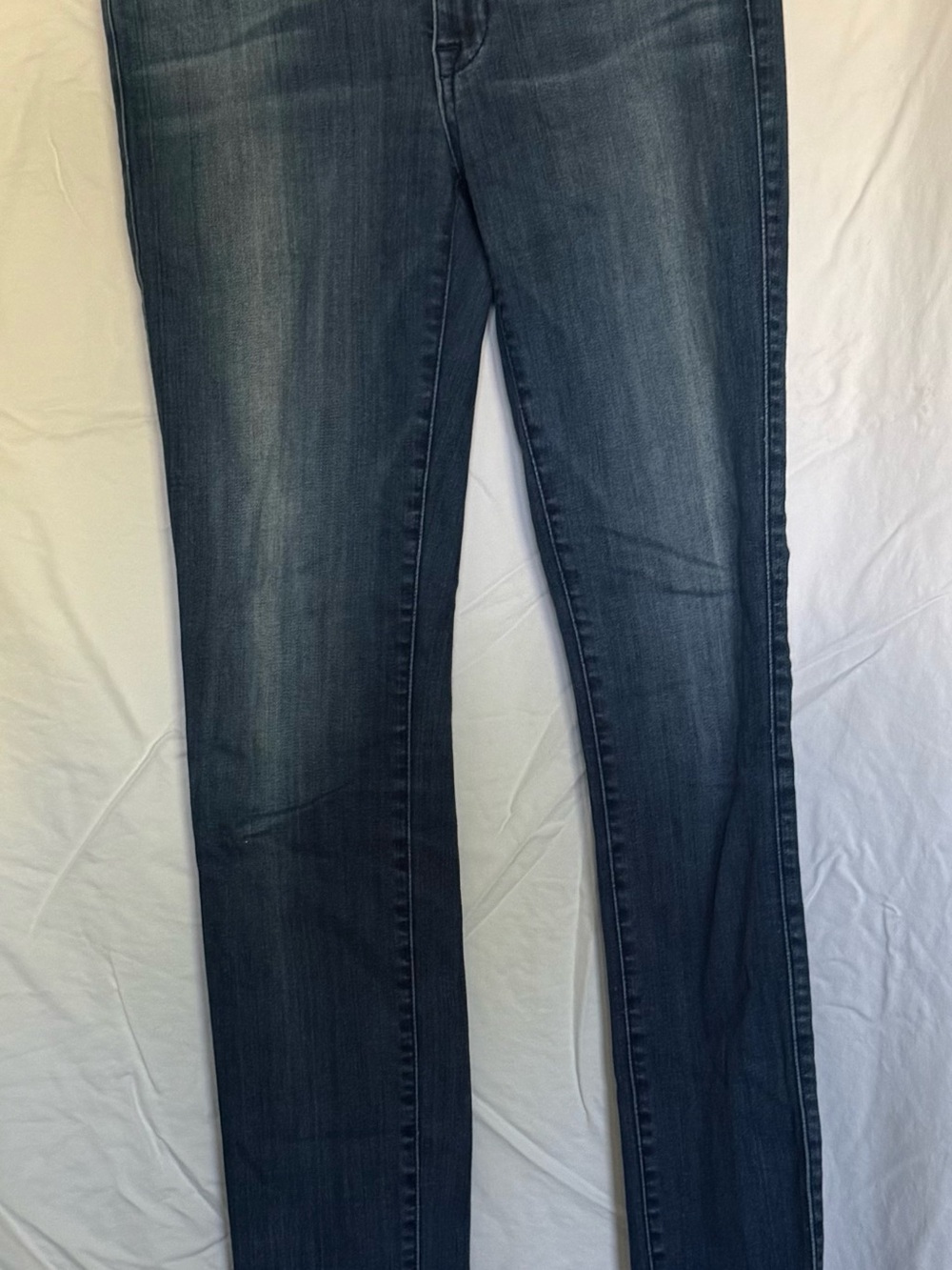 Fidelity Women’s Dark Wash Stretch Jeans - Blue